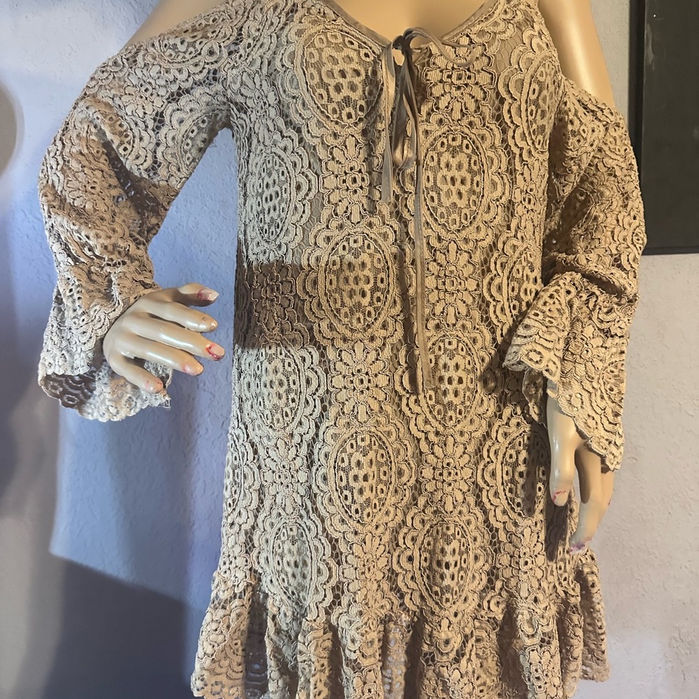Unbranded off the shoulder dress or long top!